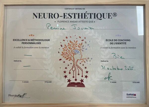 Certificat Neuroesthétique en poche 